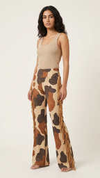 pantaloon sharston cow